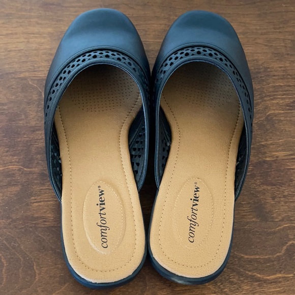 Comfort View Black Slides Size 8 Wide - Picture 3 of 11